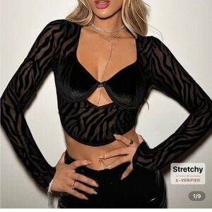 NWOT Black Long Sleeve Cut Out crop corset